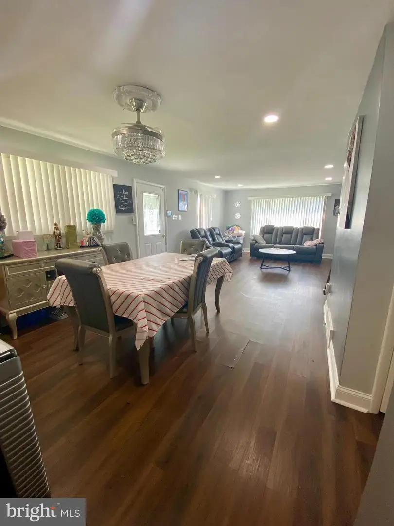 7186 Waldorf Ave, Pennsauken, NJ 08110 - #3