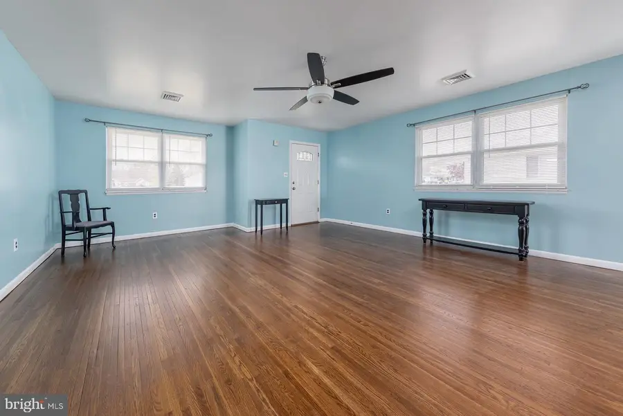 180 Elmtowne Blvd, Hammonton, NJ 08037 - #3