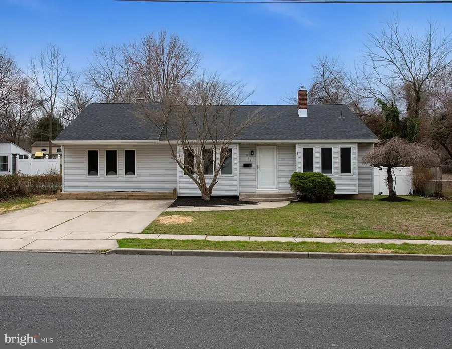 914 Aston Martin Dr, Lindenwold, NJ 08021 - #2