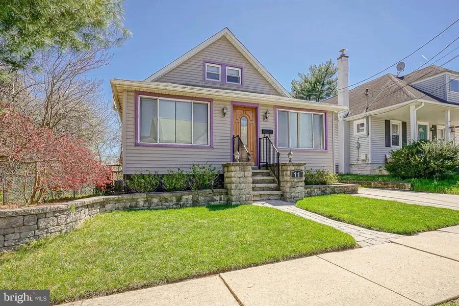 11 E Haines Ave, Barrington, NJ 08007 - #2