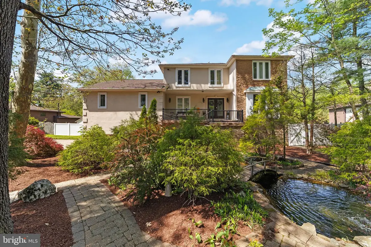 11 N Woodleigh Dr, Cherry Hill, NJ 08003 - #1