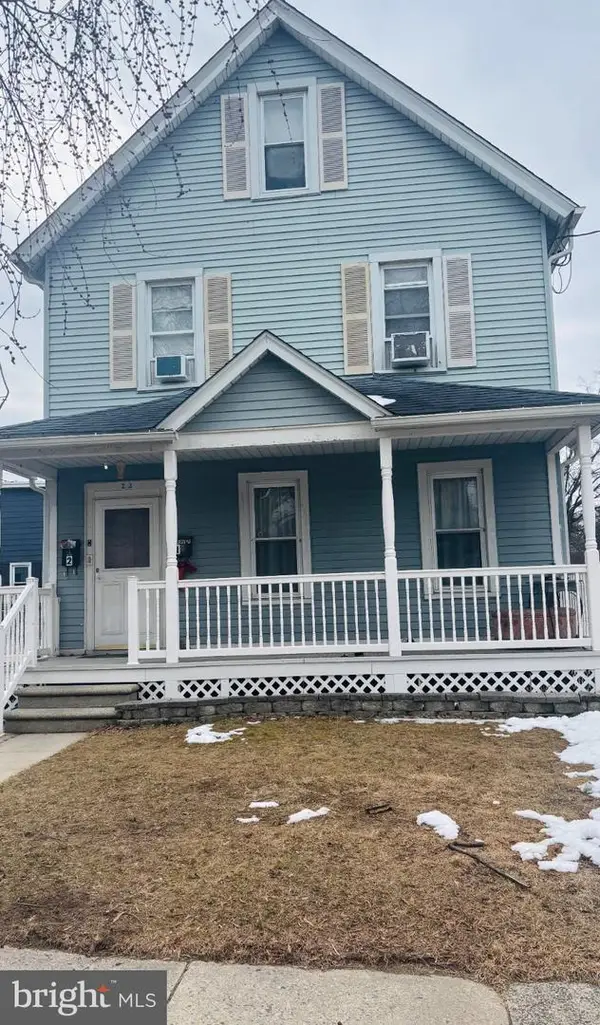 22 E Thompson Ave, GLOUCESTER CITY, NJ 08030