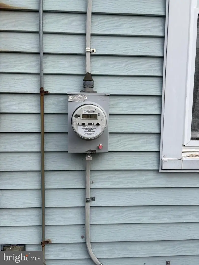 22 E Thompson Ave, Gloucester City, NJ 08030 - #3