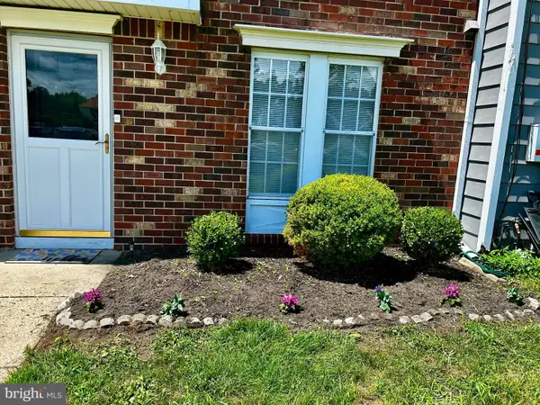 175 Villa Knoll Ct, SICKLERVILLE, NJ 08081