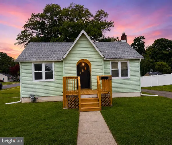 57 Ohio Ave, BLACKWOOD, NJ 08012