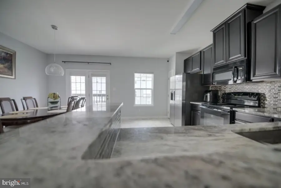 31 Village Green Ln, Sicklerville, NJ 08081 - #3