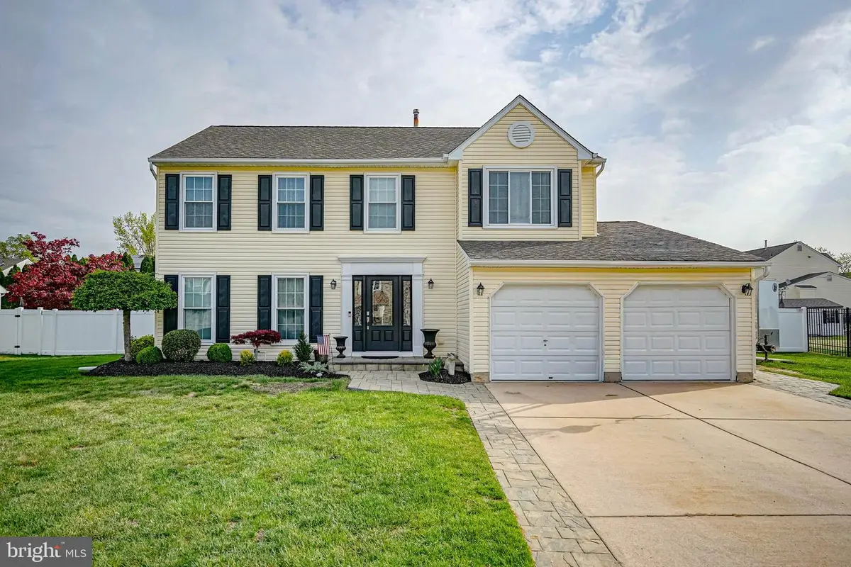 7 Daffodil Dr, Sicklerville, NJ 08081 - #1