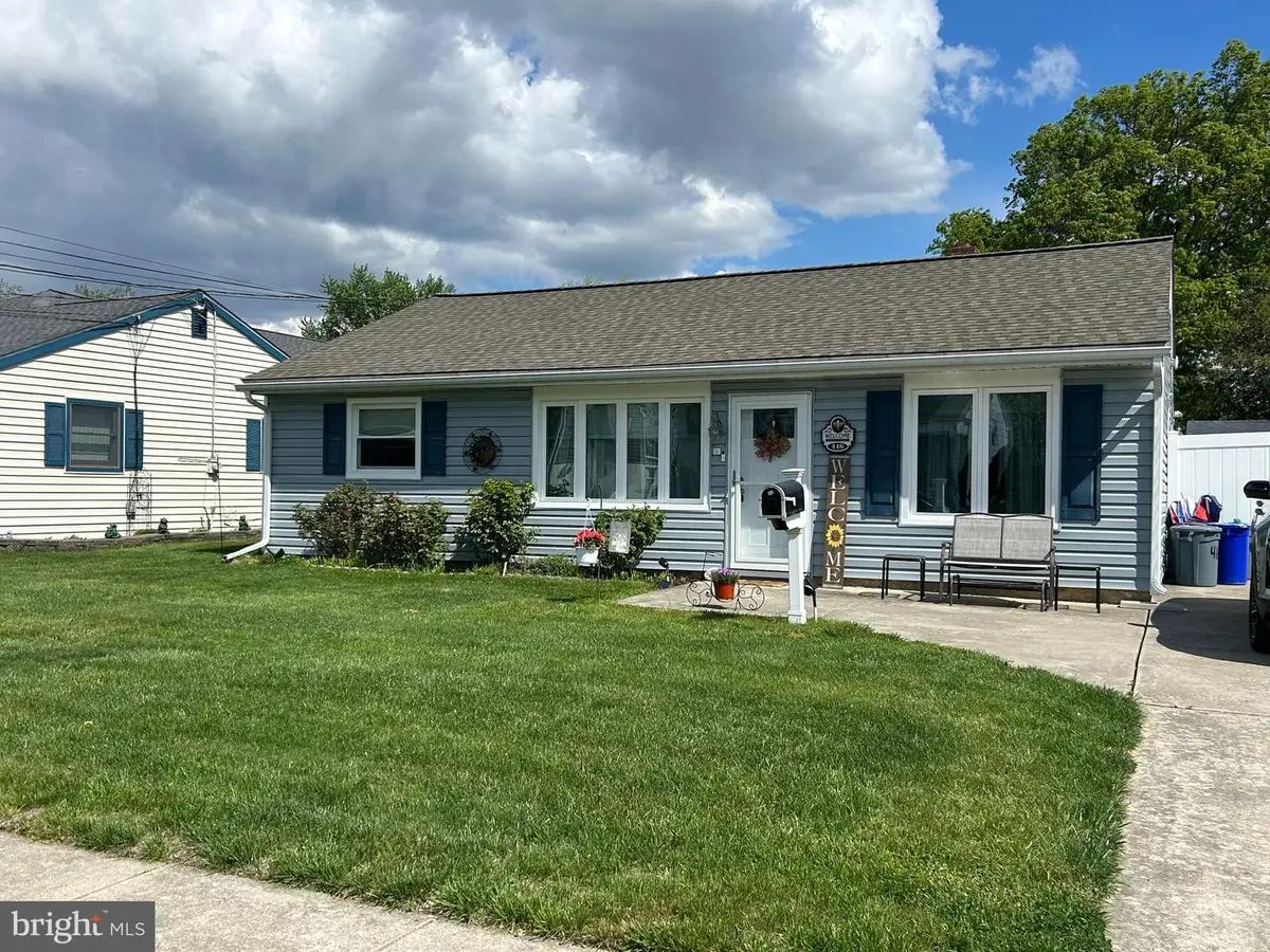 416 Walnut Ave, Gloucester City, NJ 08030 - #1