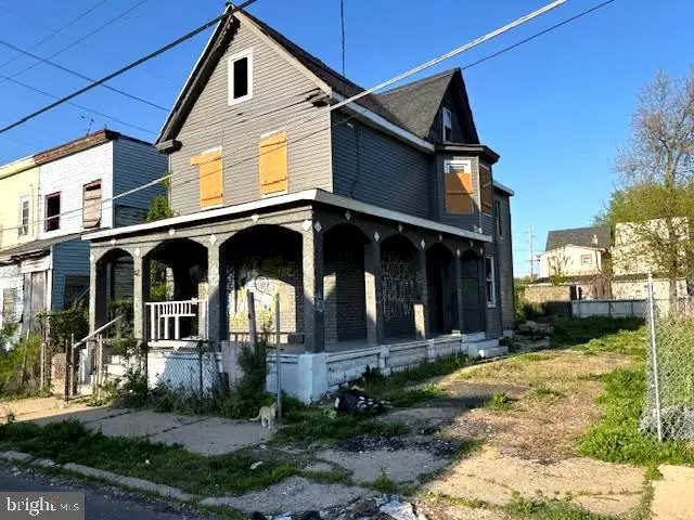42 Stewart St, Camden, NJ 08105 - #1