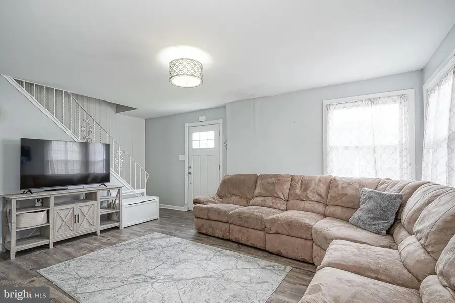 35 Saint Charles Pl, Runnemede, NJ 08078 - #3