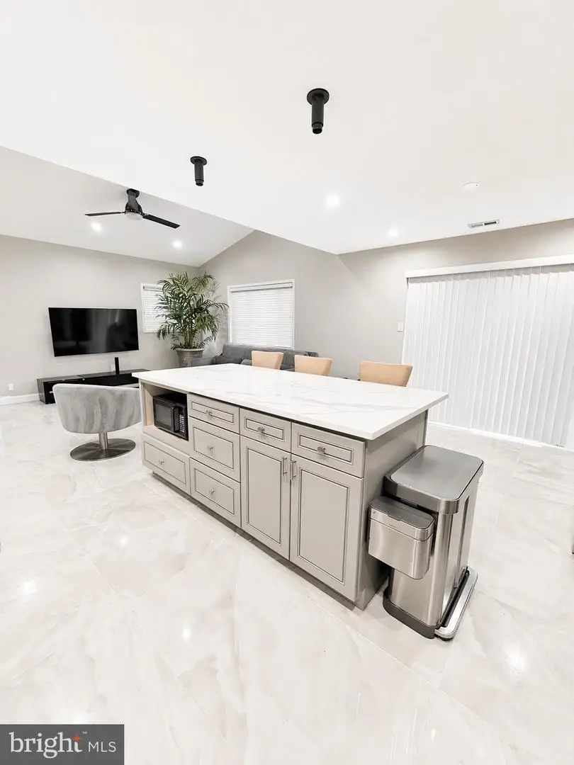 51 Chiswick Dr, Lindenwold, NJ 08021 - #3