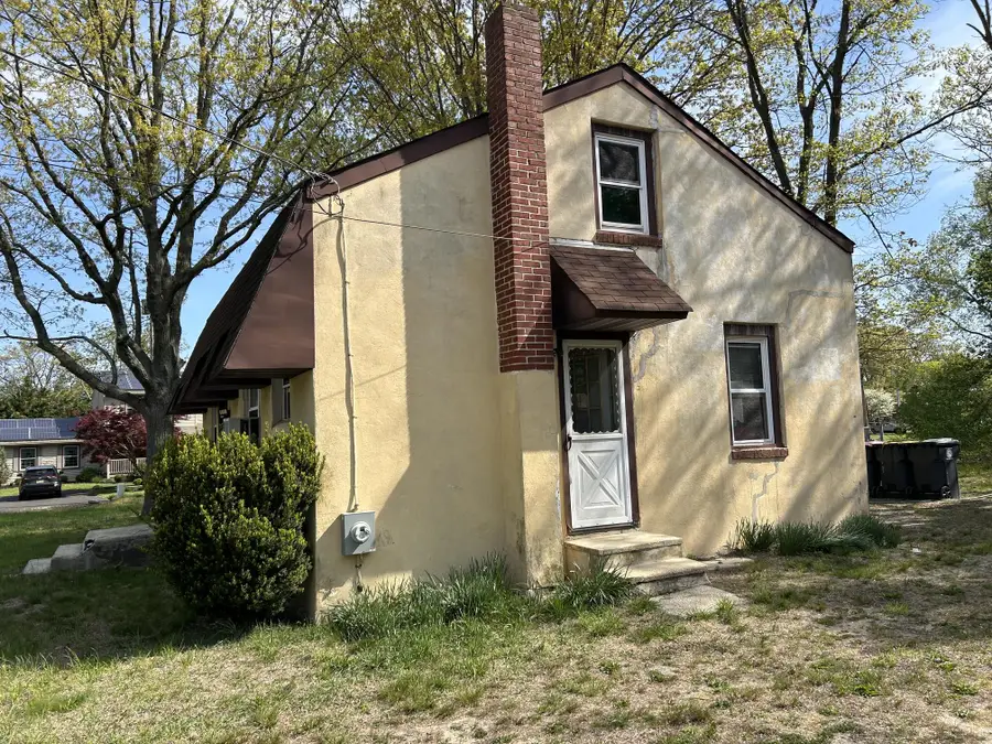 312 Stratford Ave, West Berlin, NJ 08091 - #3