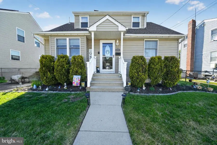 222 Union Ave, Bellmawr, NJ 08031 - #2
