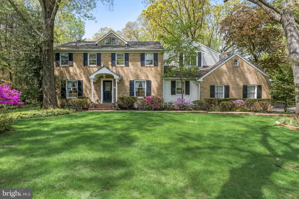 28 Imperial Dr, CHERRY HILL, NJ 08003