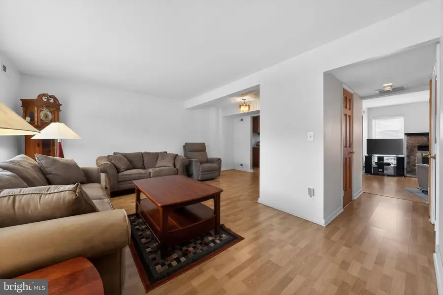 181 Peregrine Dr, Voorhees, NJ 08043 - #2