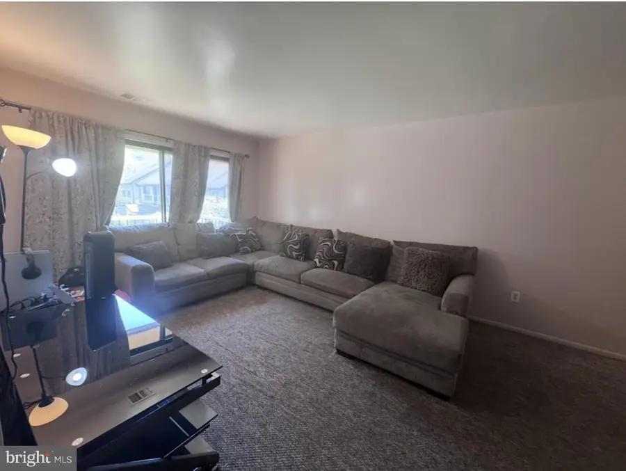 33 Chelsea Cir, Clementon, NJ 08021 - #2