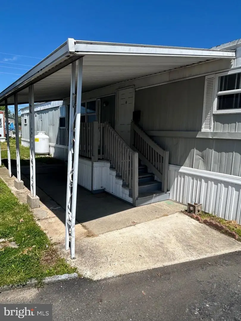 305 Barwood Ave., Gloucester City, NJ 08030 - #2