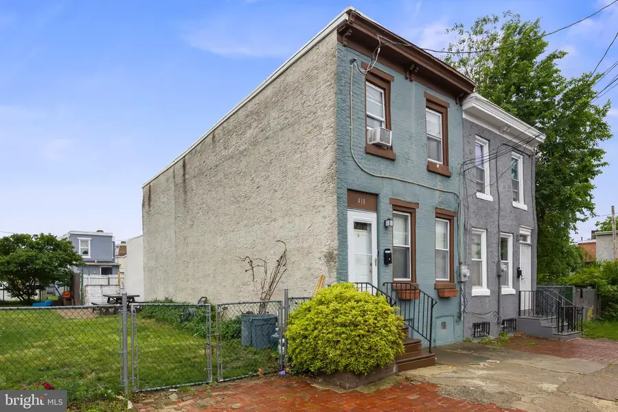 418 Vine St, Camden, NJ 08102 - #2