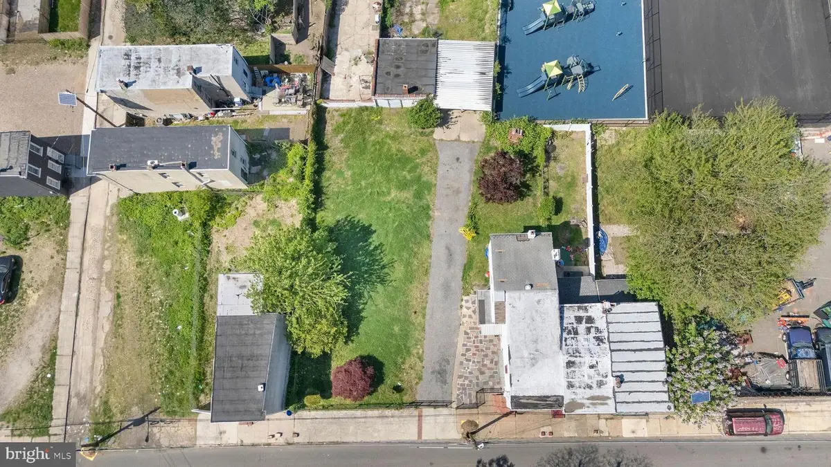 731 Cherry St, Camden, NJ 08103 - #1