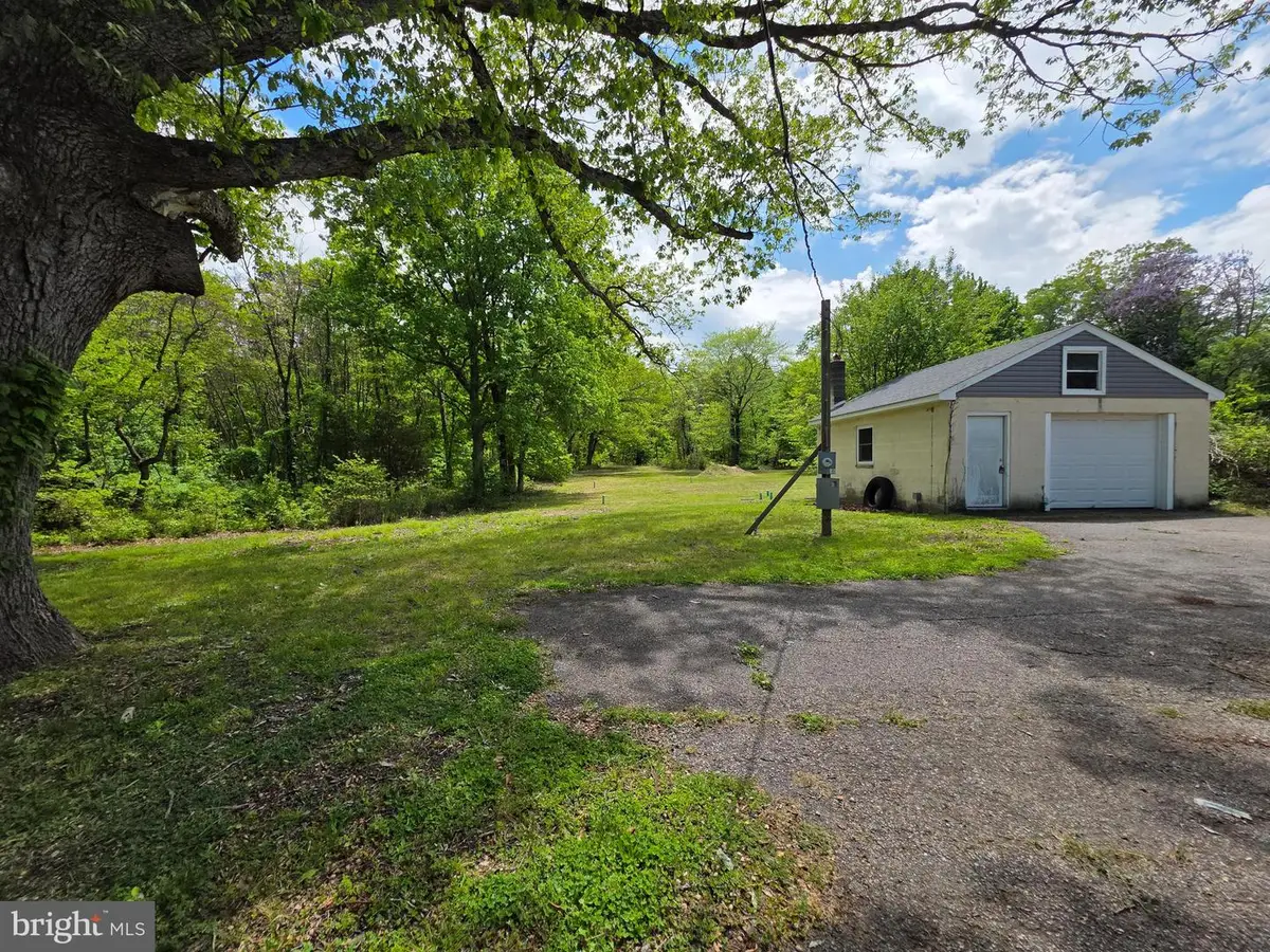 18 W Factory Rd, Berlin, NJ 08009 - #1