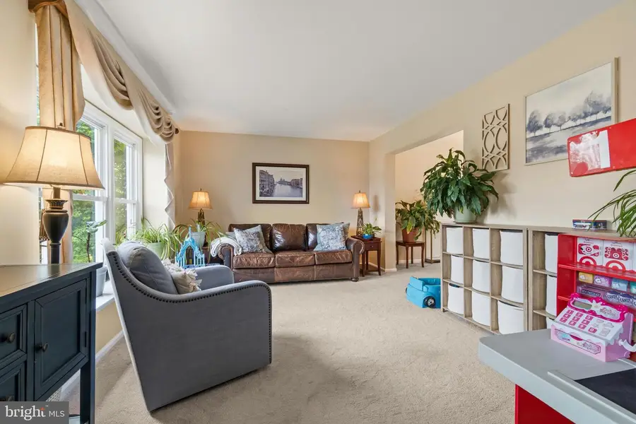 2 Farnham Ct, Clementon, NJ 08021 - #2