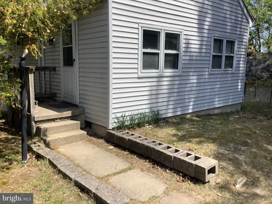 21 Davis Ave, Clementon, NJ 08021 - #3