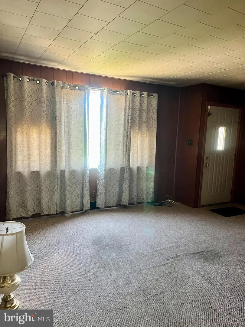 905 Lenton Ave, Barrington, NJ 08007 - #2