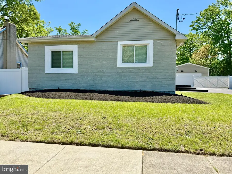 16 E 9th Ave, Pine Hill, NJ 08021 - #2