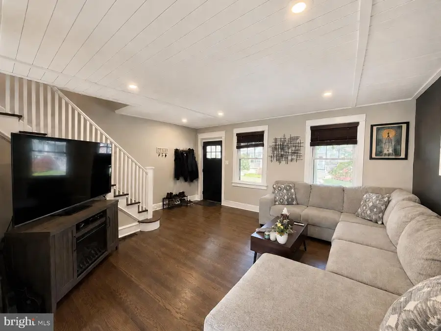 115 Dill Ave, Collingswood, NJ 08108 - #3