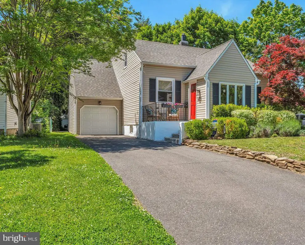 209 W Wayne Ter, Collingswood, NJ 08108 - #1