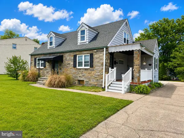 24 N White Horse Pike, SOMERDALE, NJ 08083