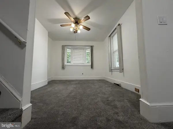60 W Browning Rd, BELLMAWR, NJ 08031
