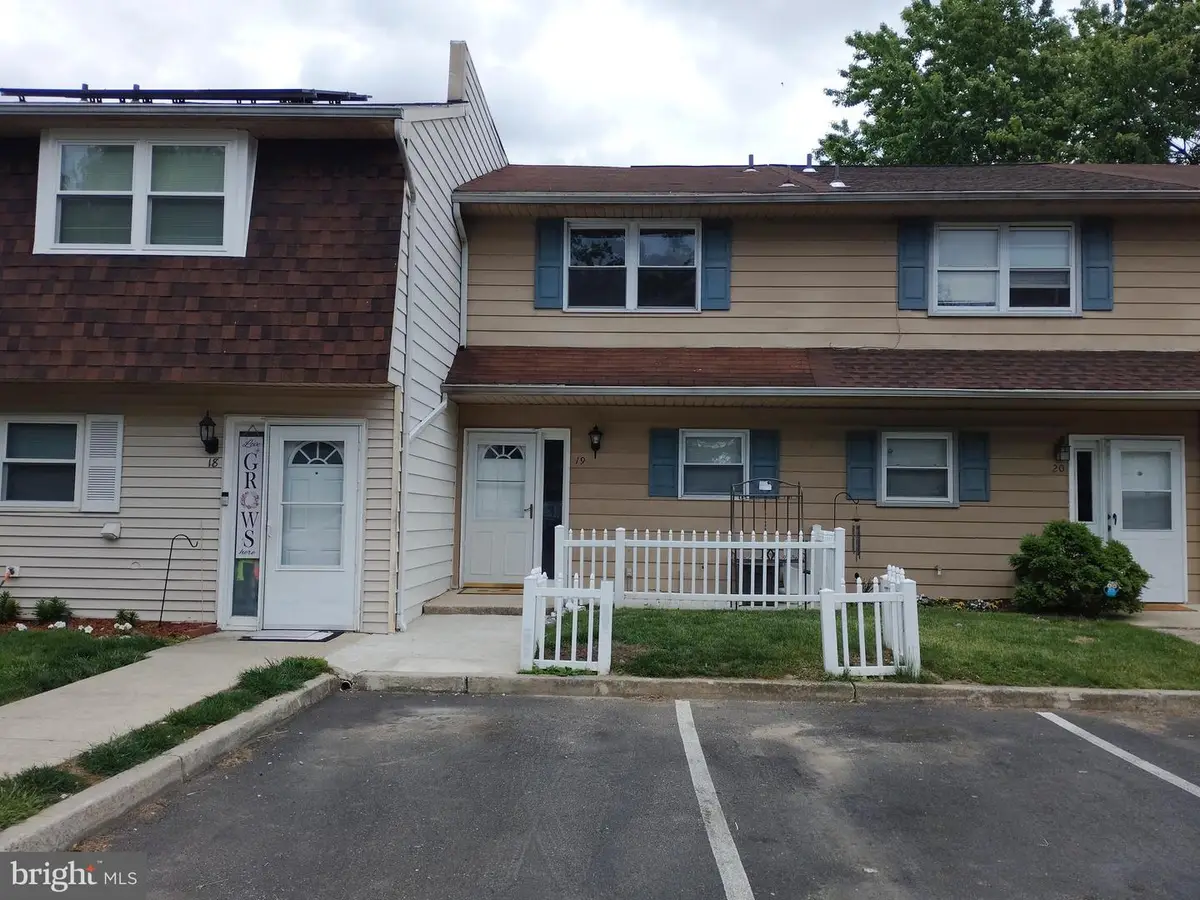 19 La Cascata Tnhs, Clementon, NJ 08021 - #1