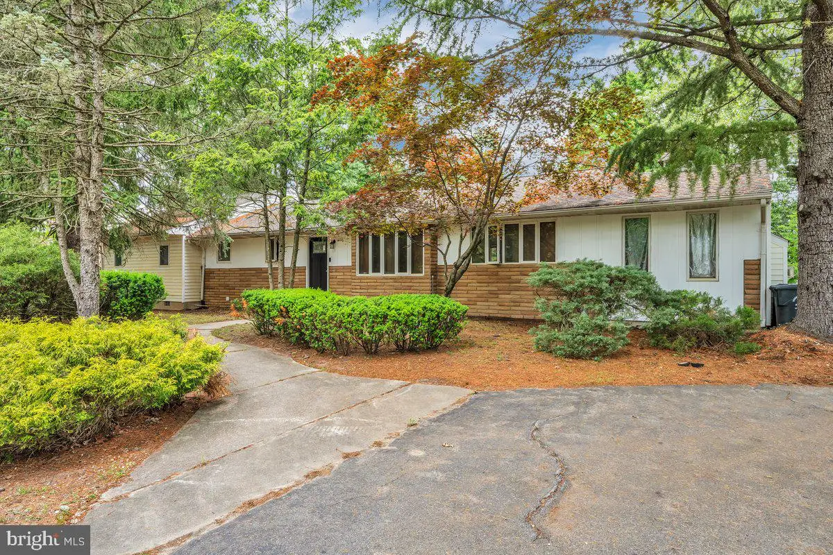 3 Southgate Dr, Voorhees, NJ 08043 - #1