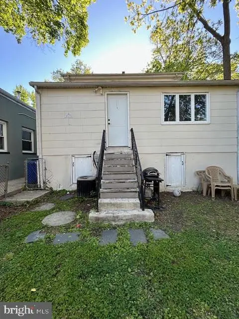 210 N Centre St, Merchantville, NJ 08109 - #3