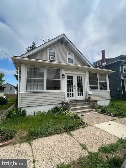 4 Russell Ave, MERCHANTVILLE, NJ 08109