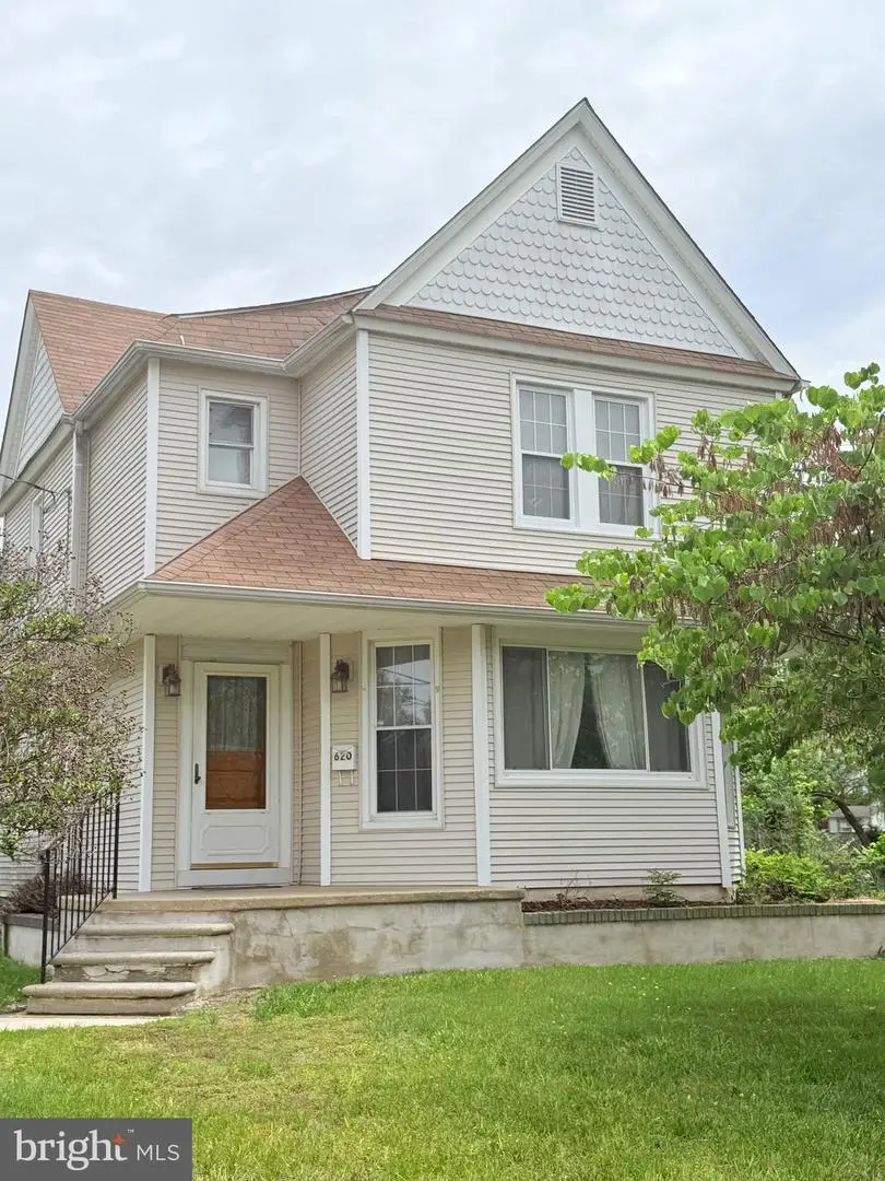 620 Central Ave, Laurel Springs, NJ 08021 - #1
