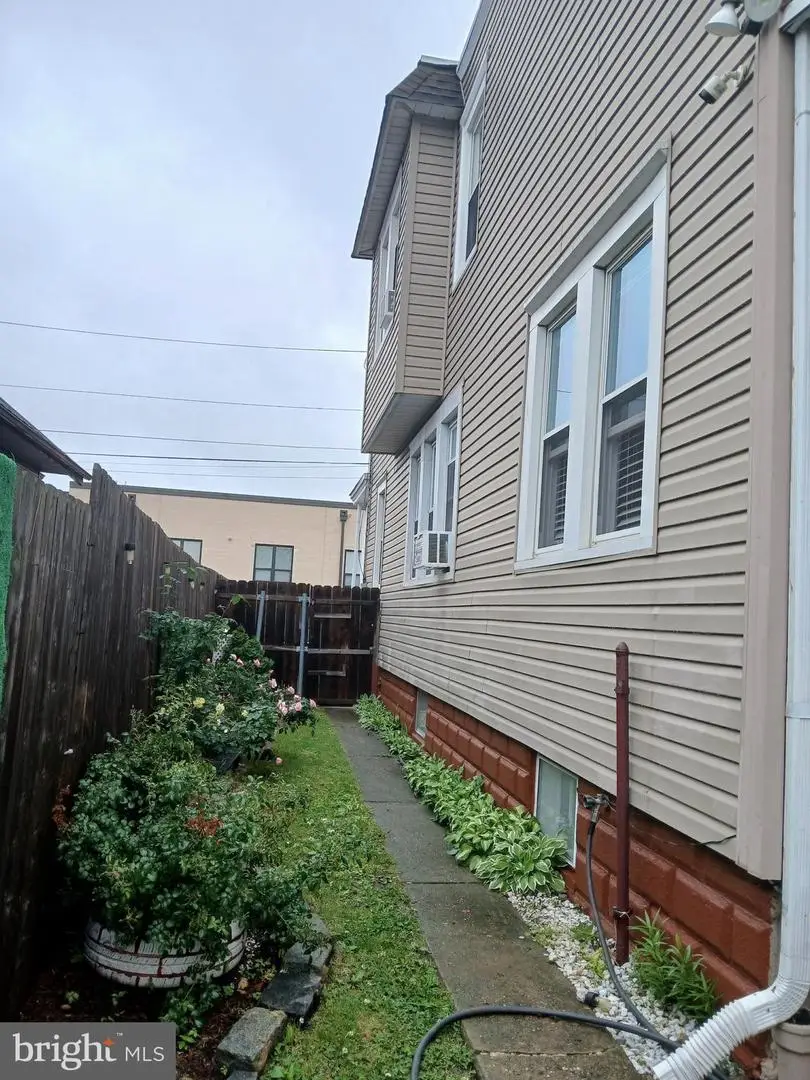 819 Lois Ave, Camden, NJ 08105 - #3