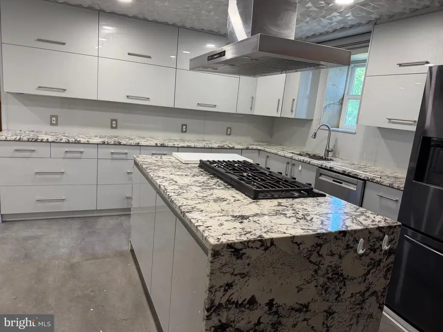 926 Mercer St, Cherry Hill, NJ 08002 - #3