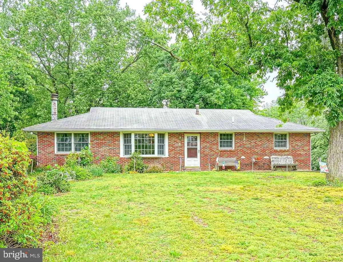 19 W Central Ave, Hammonton, NJ 08037 - #1
