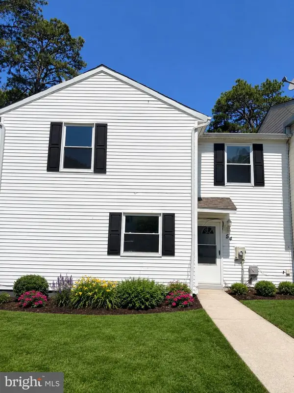 54 Berkshire Rd, SICKLERVILLE, NJ 08081
