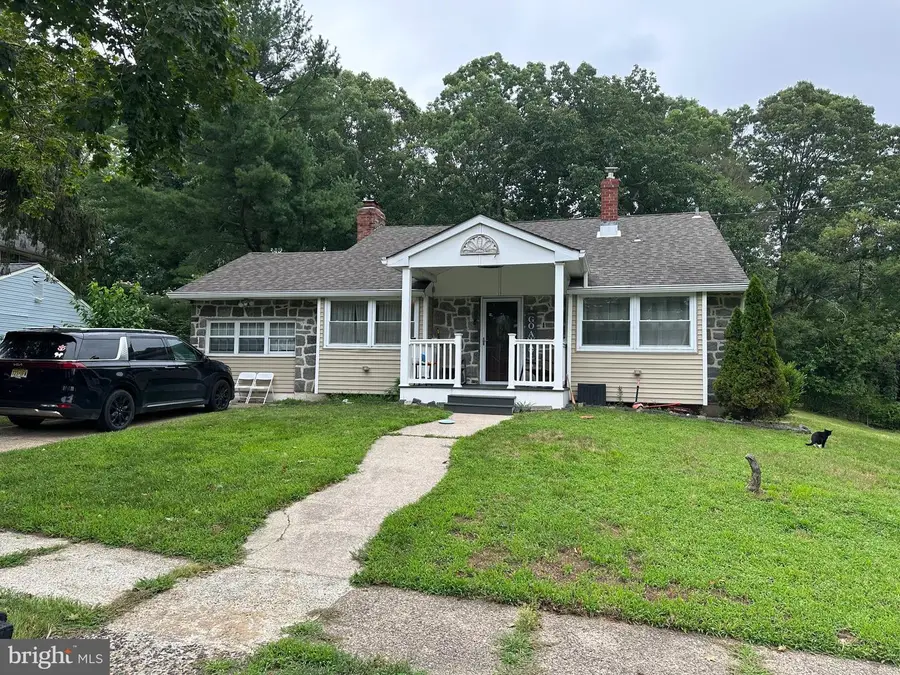 2411 N Cuthbert Dr, Lindenwold, NJ 08021 - #3