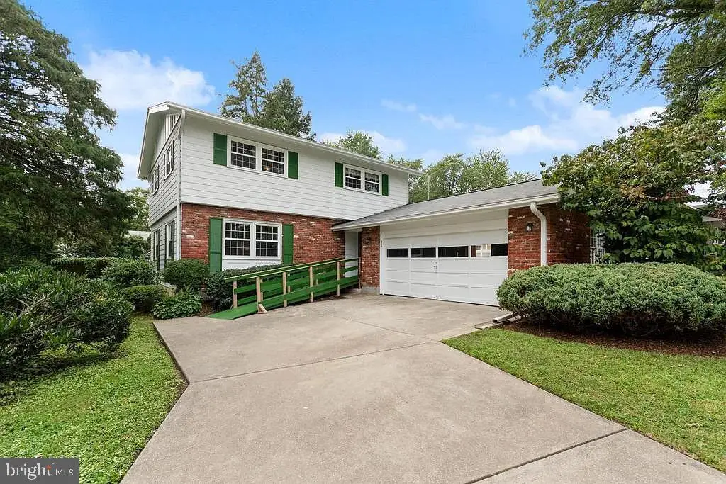 15 E Tampa Ave, Cherry Hill, NJ 08034 - #1