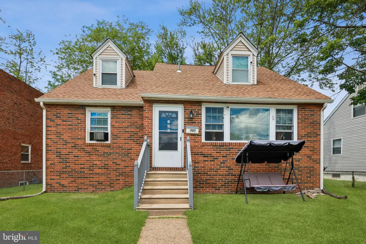 305 Chestnut Ave, Oaklyn, NJ 08107 - #1