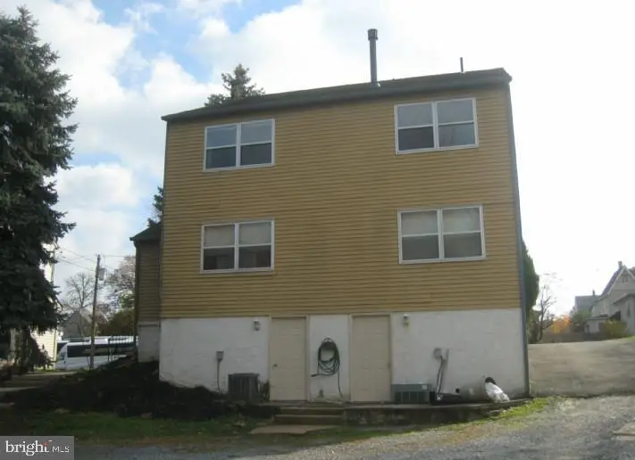 37 W Lakeview Ave, Oaklyn, NJ 08107 - #2