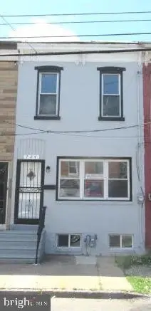 724 Spruce St, CAMDEN, NJ 08103