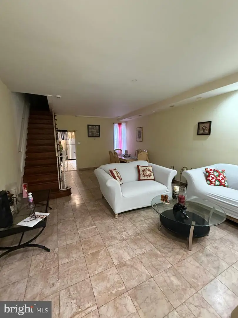 1056 Everett St, Camden, NJ 08104 - #3