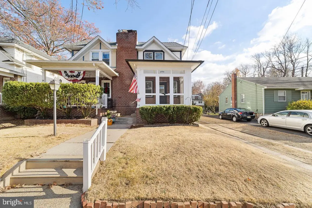 16 W Palmer Ave, Collingswood, NJ 08108 - #1