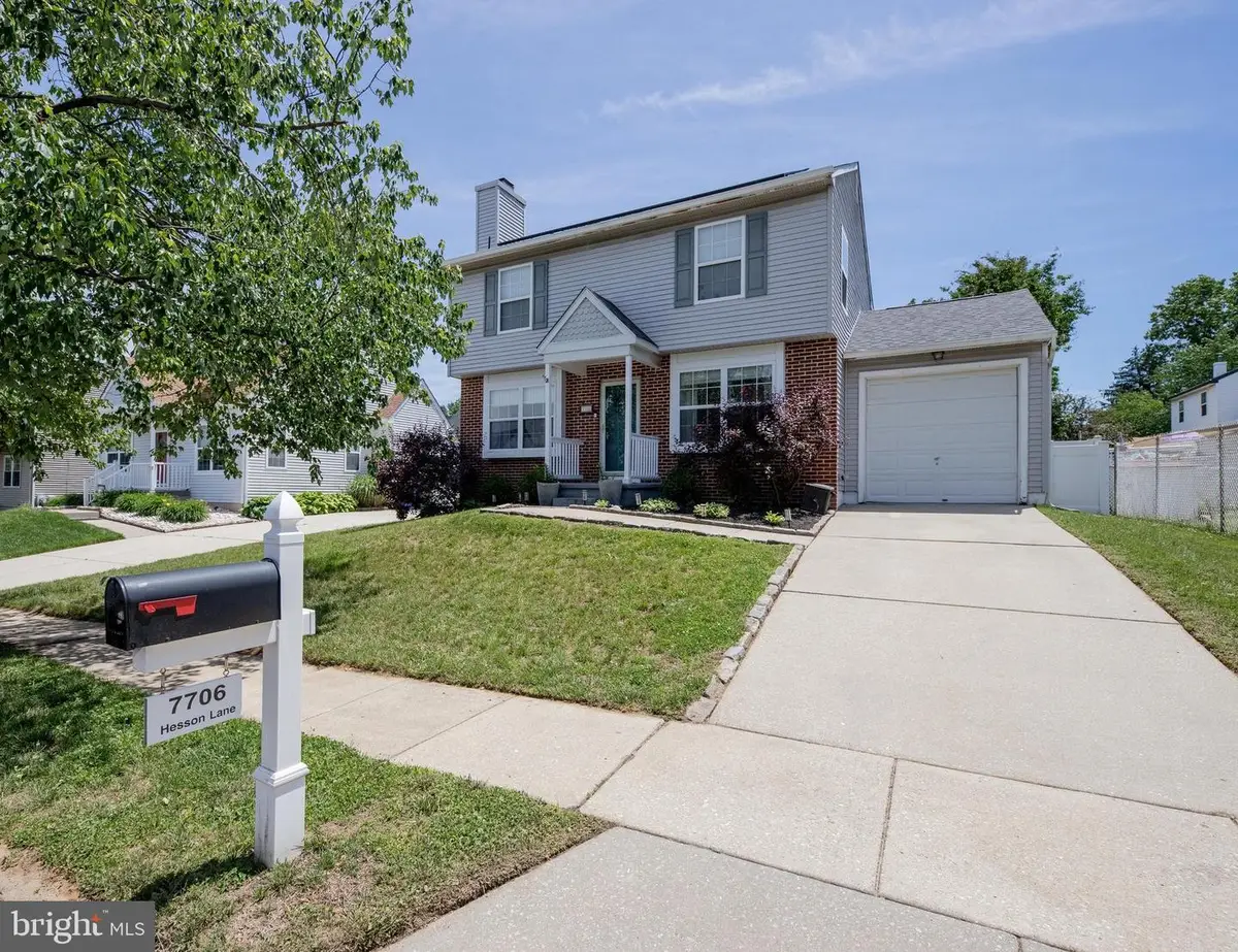 7706 Hesson Ln, Pennsauken, NJ 08109 - #1