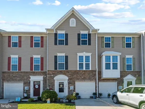 21 Tailor Ln, SICKLERVILLE, NJ 08081